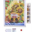 Honigbiene Gnom, Crystal Art Scroll 35x45cm | Bild 4