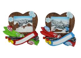 Magnet Winterlandschaft auf Holzherz mit Ski, 2 assortiert