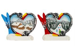 Magnet Winterlandschaft Herzform mit Ski und Berglandschaft, 2 assortiert