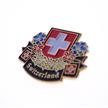 Pin Switzerland mit Blumen, 25 mm | Bild 2