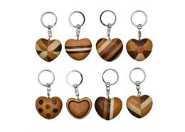 Schlüsselanhänger Herz aus Holz mit versch. Muster, 8 assortiert