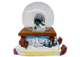 Schneekugel Schlitten, Winterlandschaft, 4.5cm
