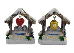 Magnet Winter Holzhütte mit Glocke oder Herz, 2 assortiert