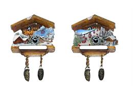 Magnet Winter Kuckucksuhr mit Tannenzapfen, 2 assortiert