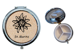 Pillendose aus Holz mit Edelweiss und St. Moritz beschriftet