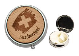 Pillendose aus Holz mit "Switzerland"