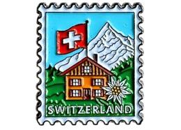 Pin Briefmarke mit Chalet - Switzerland, 25mm